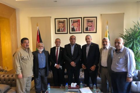 اجتماع رئيس الجمعية وأعضاء الهيئة الادارية مع أمين عمان الكبرى معالي يوسف الشواربه في مقر الأمانة من أجل الدعم والتشاركية