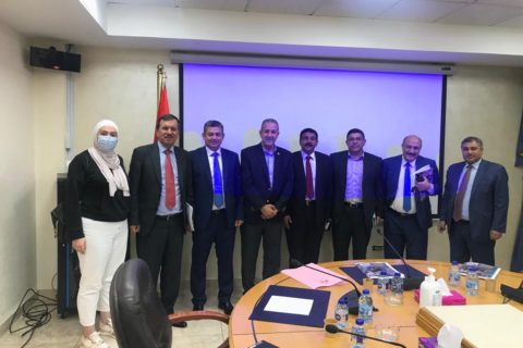 لقاء يضم الرئيس الفخري للجمعية معالي حسين المجالي و رئيس الجمعية المهندس وفائي مسيس و المهندسين أعضاء الجمعية أحمد سالم الوراوره ومنى عبد الباقي في مبنى مجلس النواب مع رؤساء وأعضاءاللجان للخدمات والسياحة والنقل في مجلس النواب  في تاريخ 13/9/2021