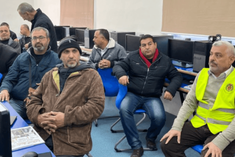 بتاريخ ٢٥ كانون ثاني تم تأهيل و تدريب سائقي الكلية العلمية الإسلامية من قبل آمين الصندوق السيد موسى عشا