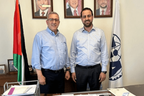 اتفاقية تعاون بين شركة عبر البلاد لخدمات المركبات والجمعية الأردنية للوقاية من حوادث الطرق
