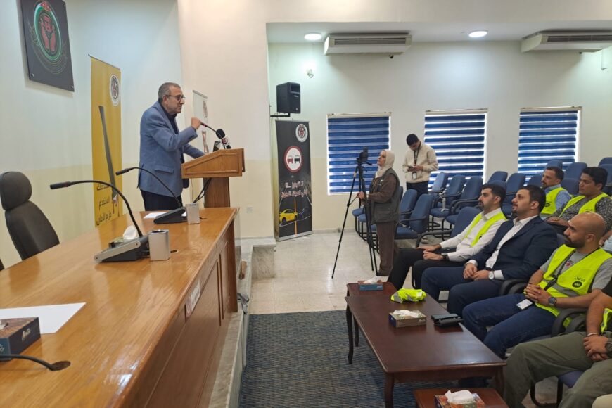 قام موظفون من البنك الأهلي و بدعم من جمعية أجنحة الأمل بحملة نظافة للحديقة المرورية في الجمعية كما حضر الموظفون محاضرة مرورية ألقاها رئيس الجمعية المهندس وفائي مسيس