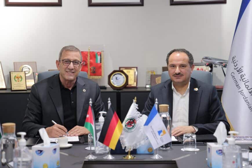 توقيع مذكرة تفاهم بين الجمعية و الجامعة الألمانية الأردنية في مقر الجامعة بتاريخ ١١ كانون اول و تتضمن المذكرة إلقاء المحاضرات المرورية على الطلبة وعقد الندوات و تأسيس ناد للسلامة المرورية و تأهيل السواقين