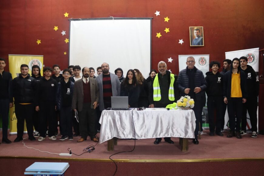 ألقى رئيس الجمعية المهندس وفائي مسيس محاضرة مرورية عن واقع السلامة المرورية في الأردن في مدارس القمة في طريق المطار