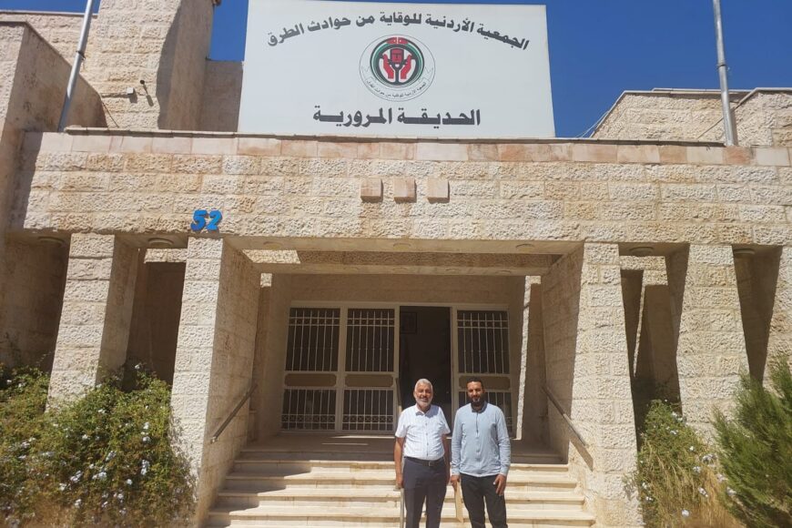 إلتقى أمين سر الجمعية  المهندس طارق ابو محفوظ بمسوؤل الحركة في مزارع سنقرط للدواجن في مقر الجمعية من أجل التداول في مواضيع التشاركية بين الطرفين.